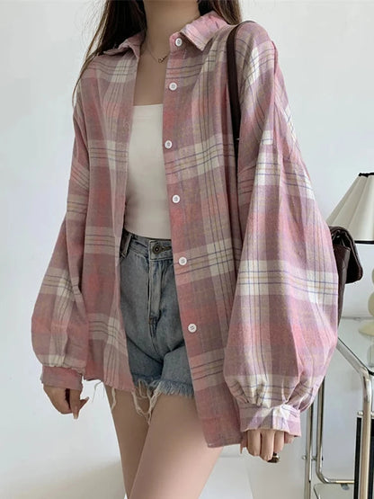 Vintage-Inspired Autumn Plaid Shirt